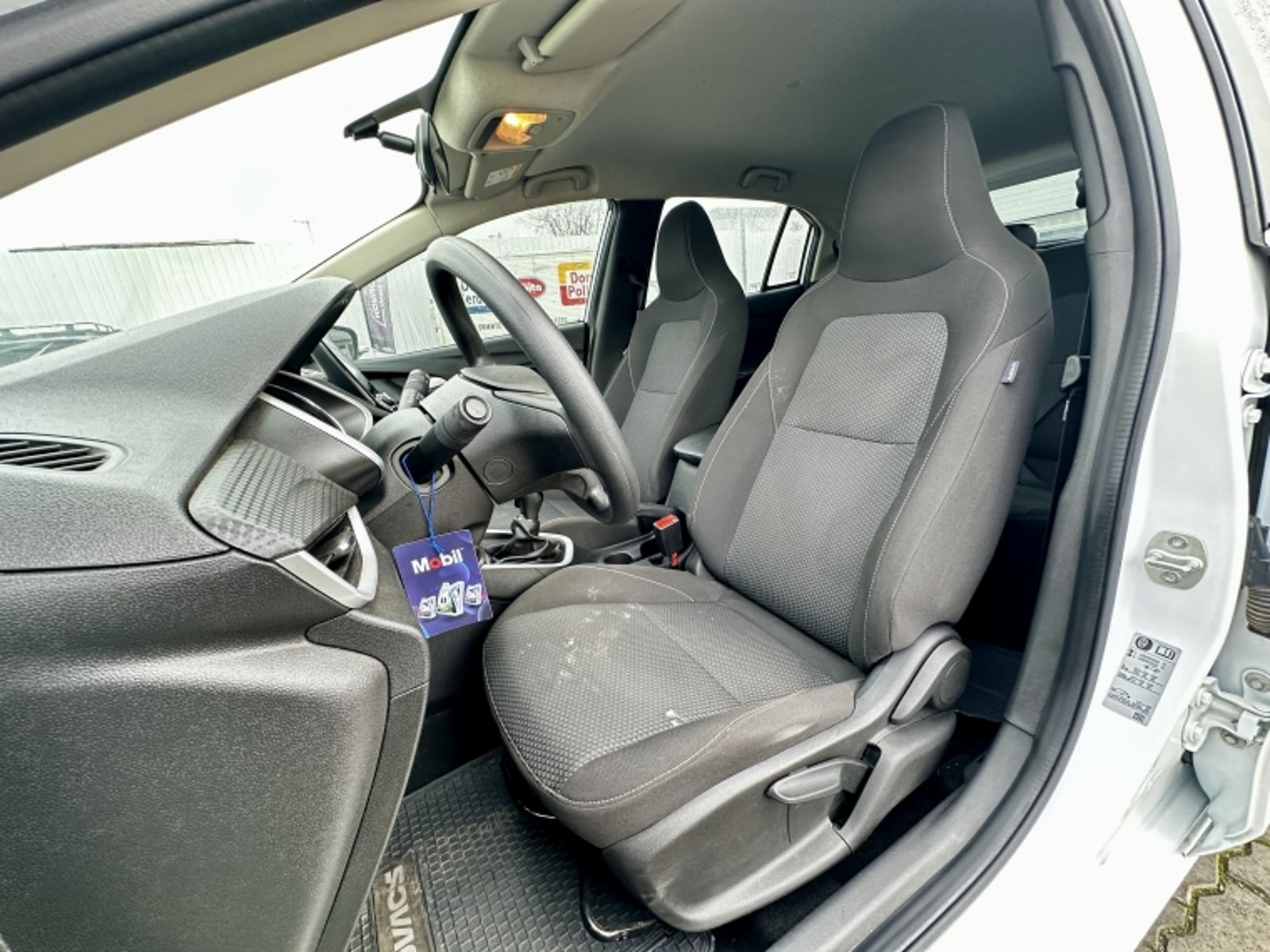 Chevrolet ONIX HB 1.0T LTZ MT 2025 - Imagen 9 de 18