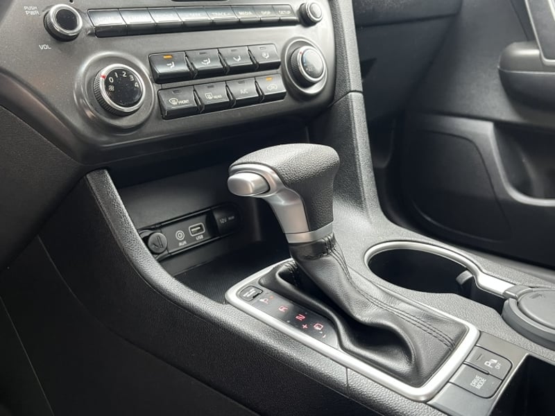 Kia SPORTAGE 2.0  LX   AT 2018 - Imagen 15 de 20