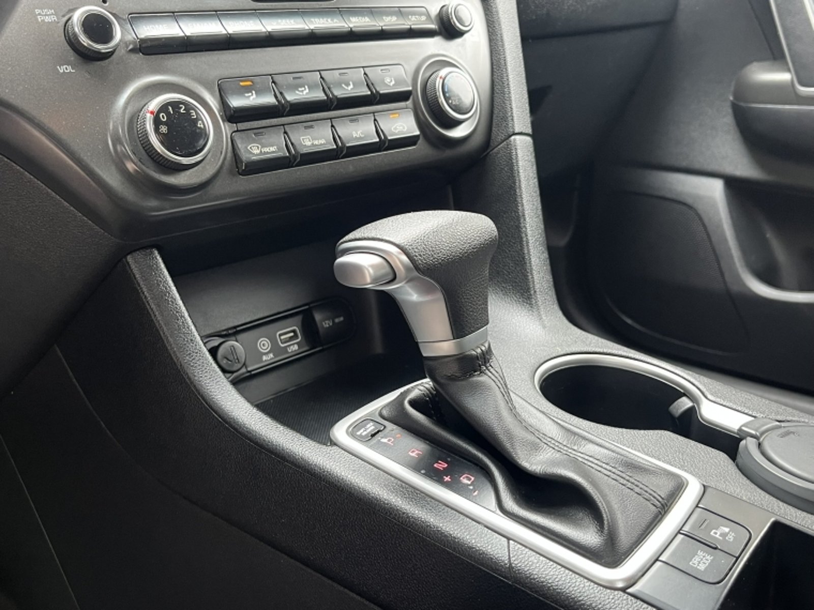 KIA SPORTAGE SPORTAGE 2.0  LX   AT 2018 - Imagen 15 de 20