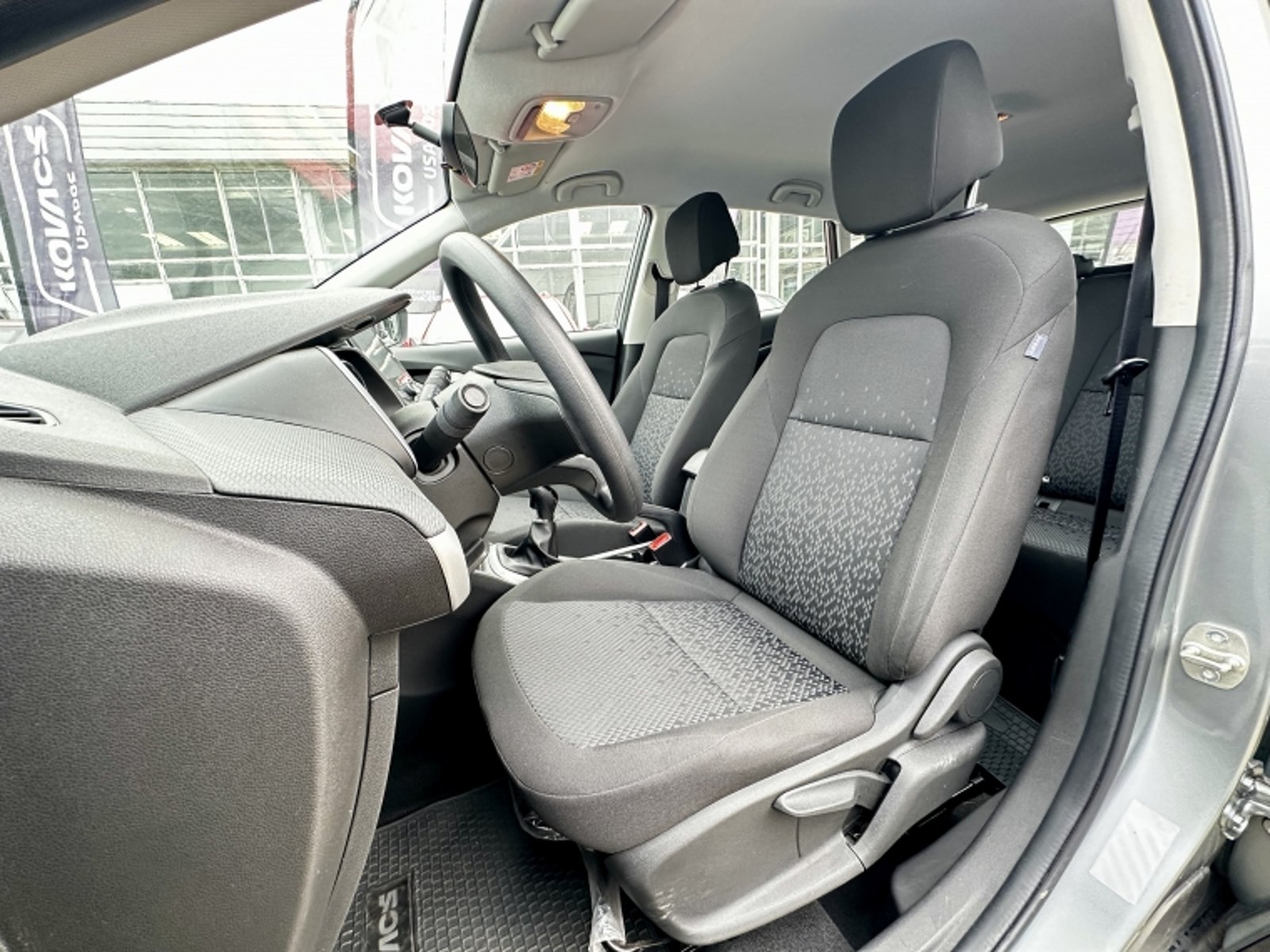 CHEVROLET TRACKER 1.2T 2024 - Imagen 9 de 20