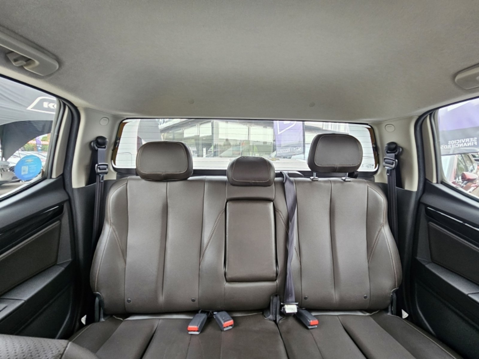 Chevrolet COLORADO HIGH COUNTRY 4X4 2.8 AT 2023 - Imagen 18 de 20