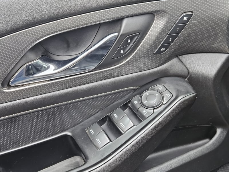 Chevrolet TRAVERSE PREMIER AT 4X4 2023 - Imagen 16 de 20