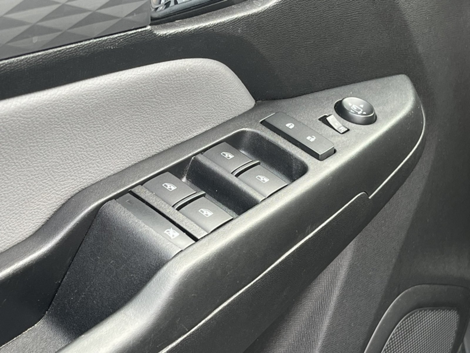CHEVROLET COLORADO TD LTZ AT 4WD S 2024 - Imagen 12 de 20