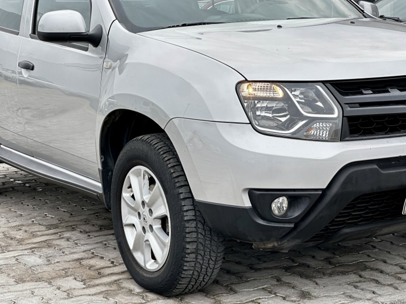 RENAULT OROCH ZEN CD MT 1.6 2019 - Imagen 4 de 18