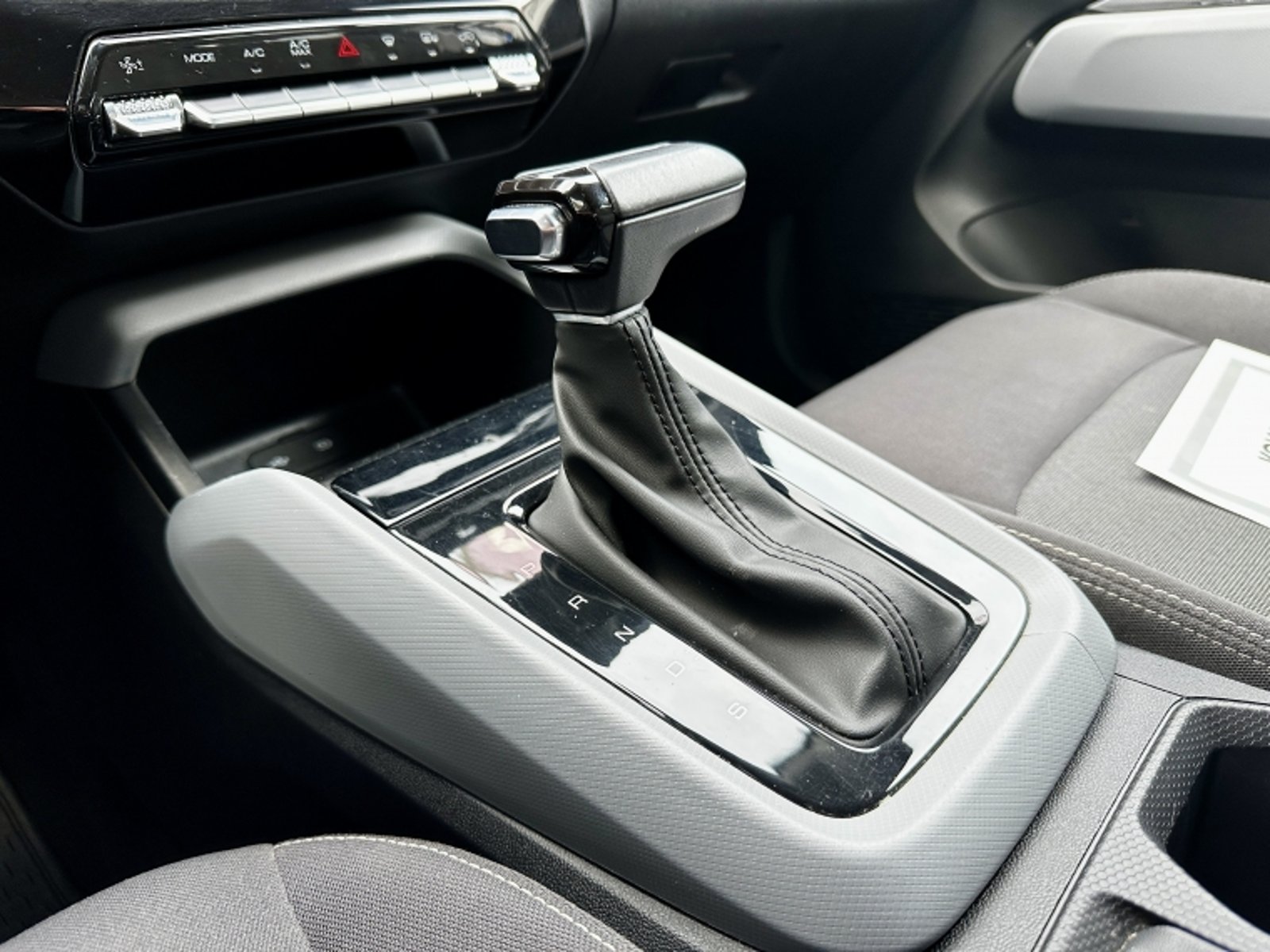 Chevrolet SAIL 1.5 CVT 2024 - Imagen 14 de 18
