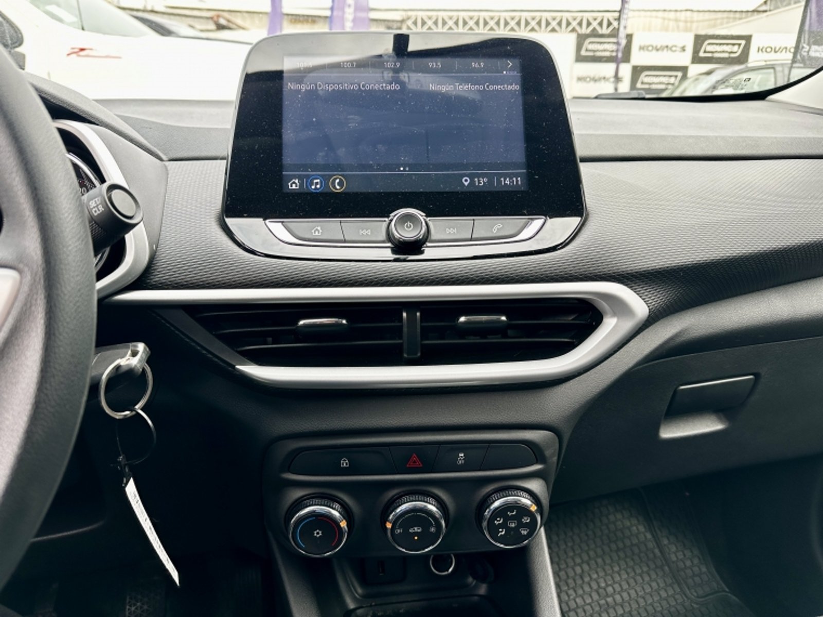 CHEVROLET TRACKER 1.2T 2024 - Imagen 13 de 20