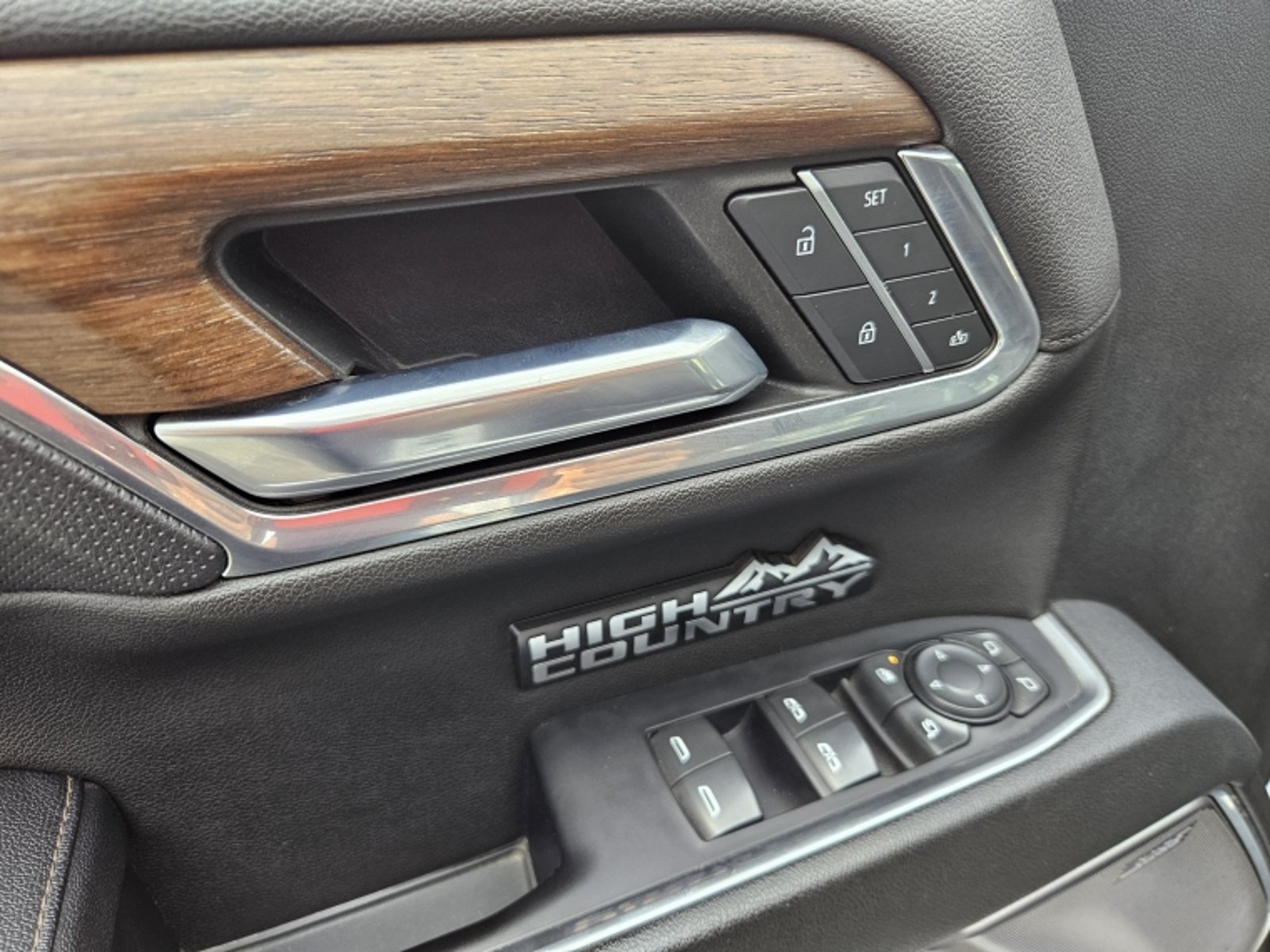 Chevrolet SILVERADO 3.0 TD HIGH COUNTRY AT 4X4 DIESEL 2023 - Imagen 10 de 20
