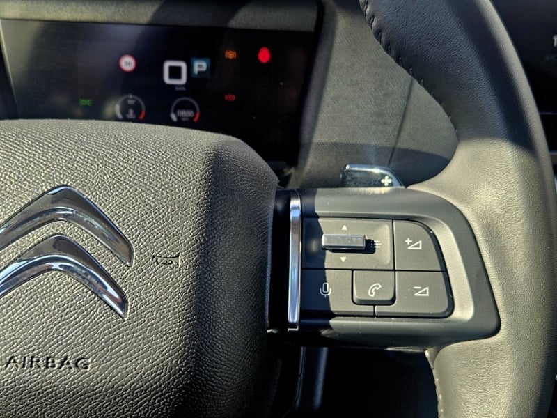 Citroën C-4 PURETECH 130 EAT8 FEEL PACK 2023 - Imagen 15 de 20