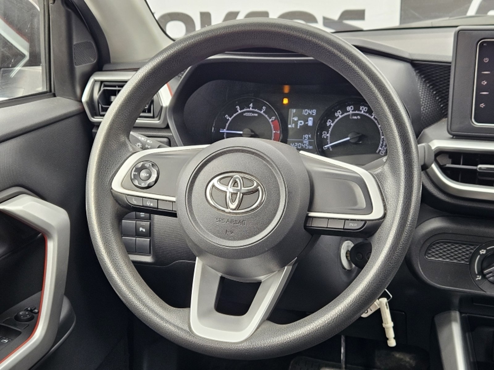 TOYOTA RAIZE E CVT AT 2022 - Imagen 13 de 19
