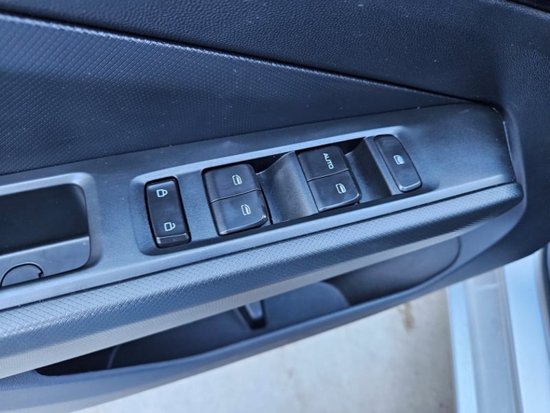 Chevrolet SAIL 1.5 LT MT 2025 - Imagen 10 de 18