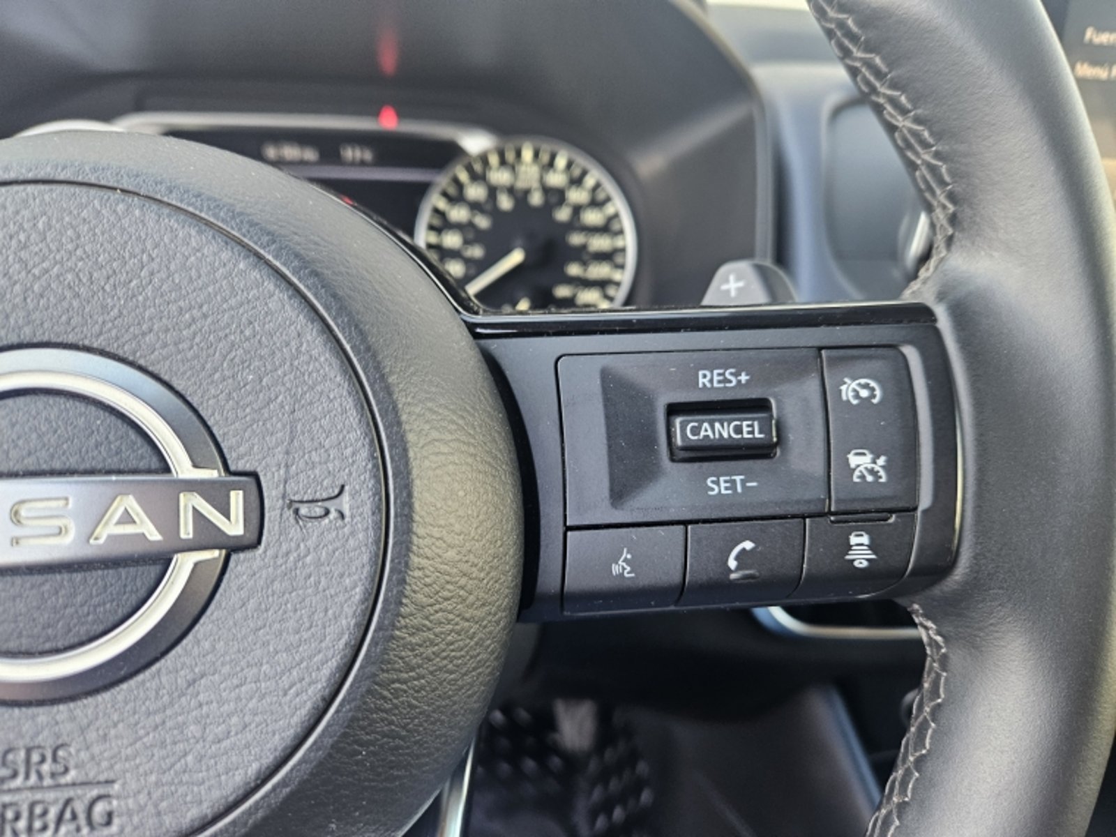 NISSAN QASHQAI T ADVANCE AT 2024 - Imagen 16 de 20