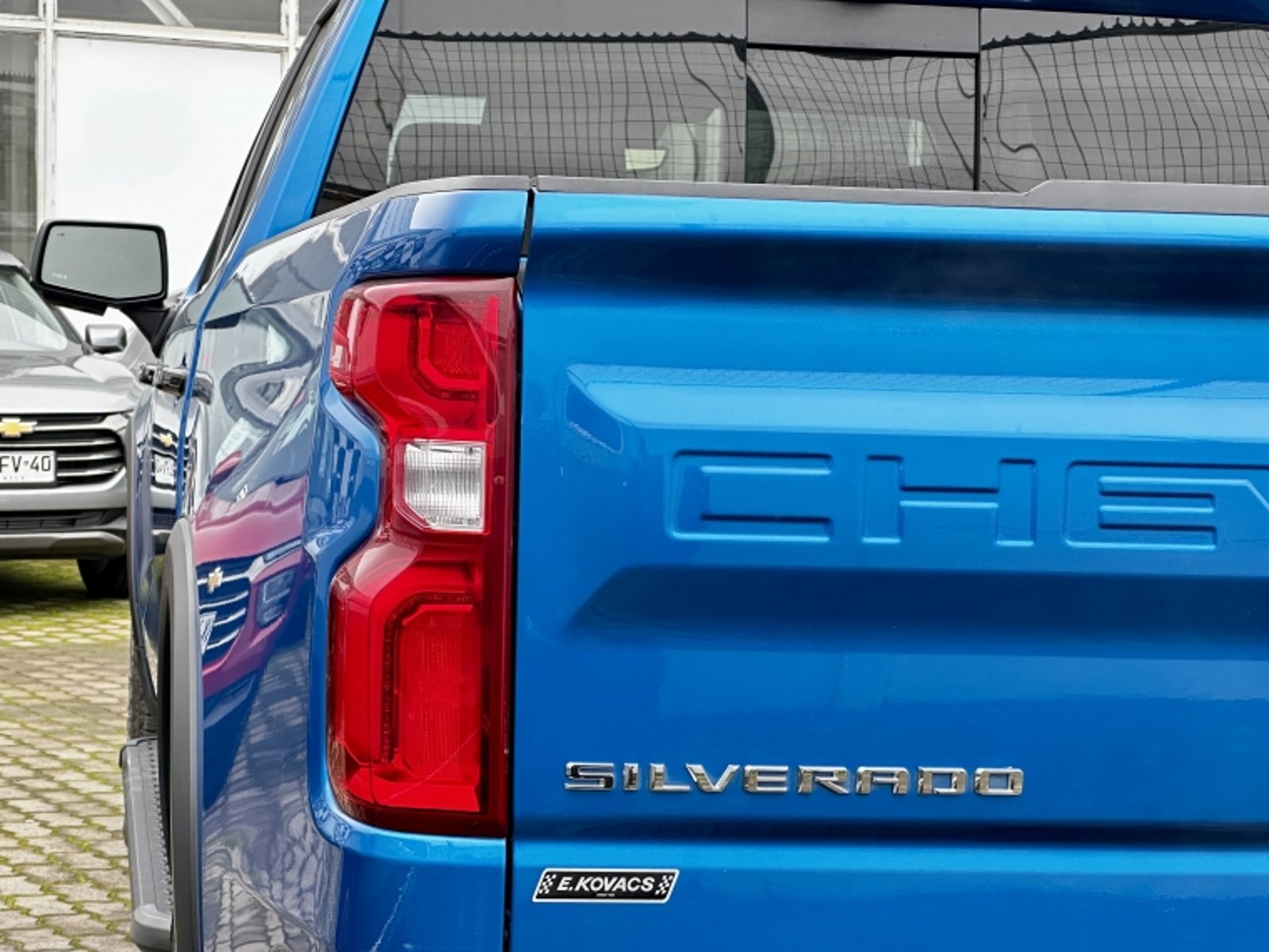 Chevrolet SILVERADO 6.2 AUT 2023 - Imagen 8 de 20