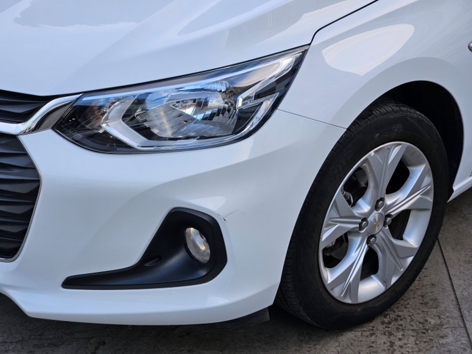 Chevrolet ONIX 1.0T  LTZ MT 2023 - Foto 2 de 20