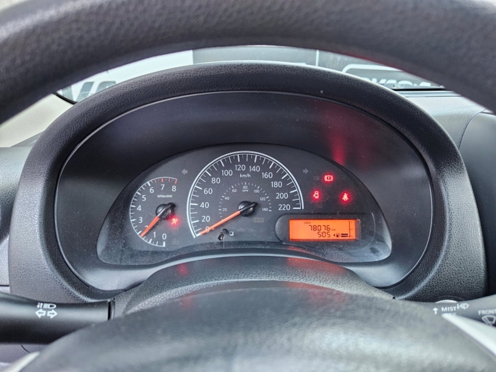 Nissan VERSA 1.6 SENSE MT 2015 - Imagen 19 de 19