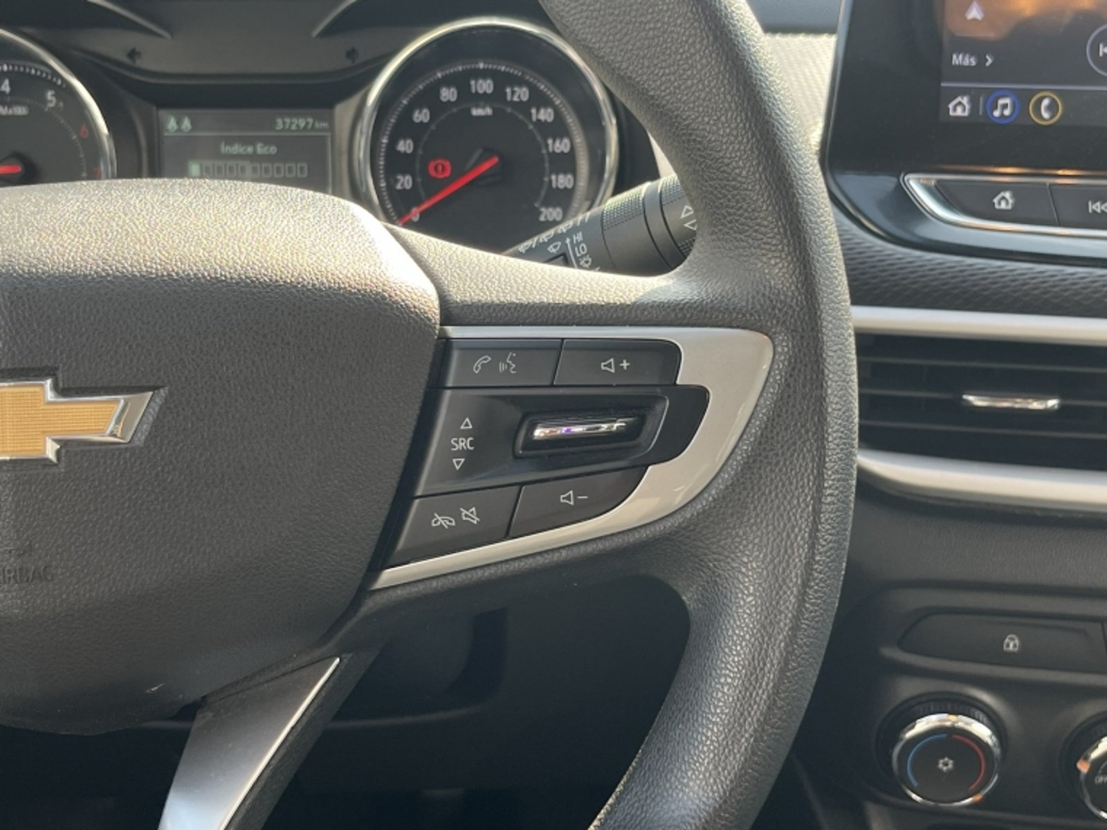 Chevrolet TRACKER 1.2T LTZ AT 2024 - Imagen 14 de 20