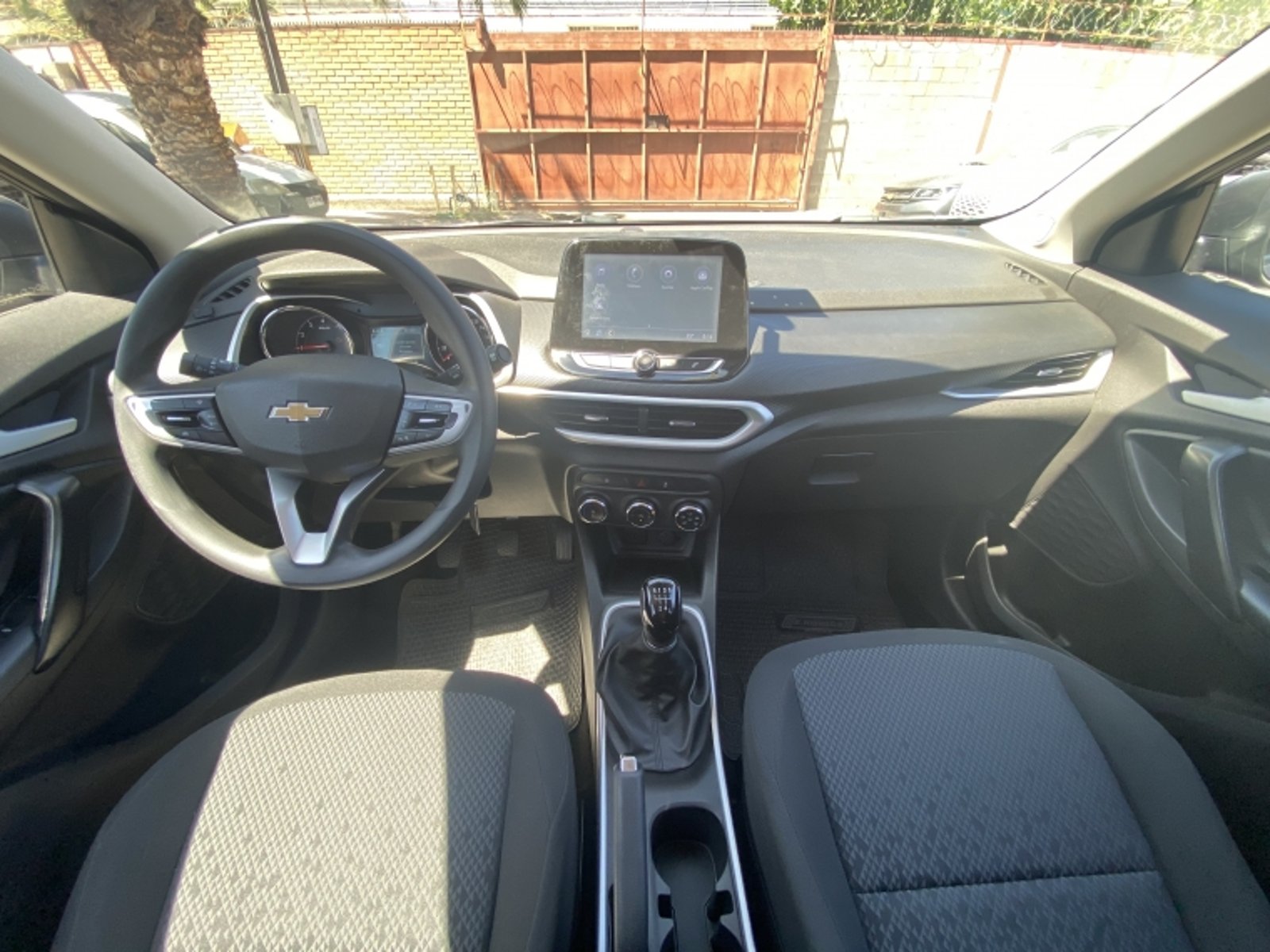 CHEVROLET TRACKER LS P2 MT 1.2 2022 - Imagen 18 de 20