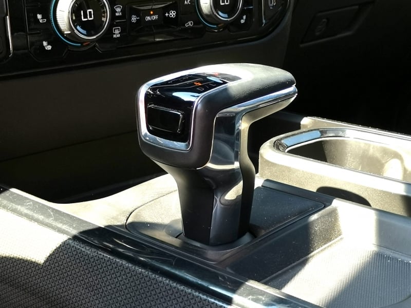 Chevrolet SILVERADO 6.2 ZR2 AT 4X4 2024 - Imagen 11 de 19