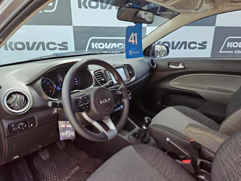 Kia SOLUTO 1.4 EX FULL MT 2024 - Imagen 12 de 17