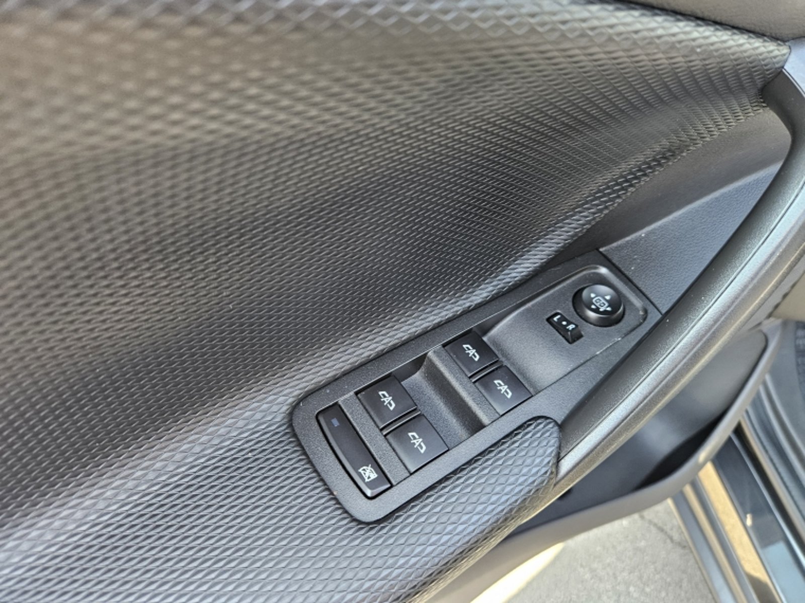 CHEVROLET TRACKER LS 1.2 MT 2022 - Imagen 12 de 19