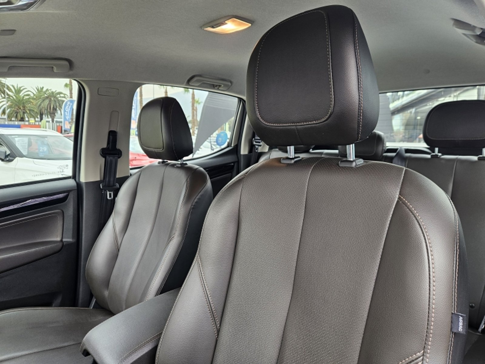 Chevrolet COLORADO HIGH COUNTRY 4X4 2.8 AT 2023 - Imagen 17 de 20
