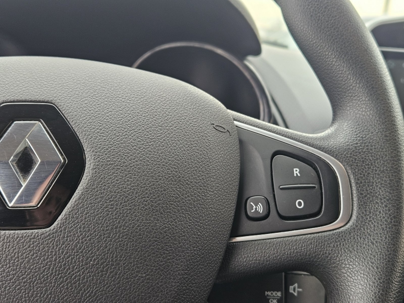 RENAULT CLIO IV HB 1.2 GL 2020 - Imagen 18 de 19