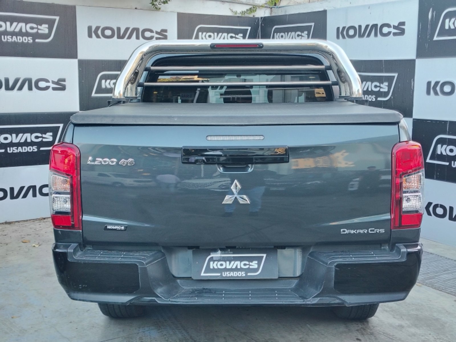 MITSUBISHI L200 2.4 TD DAKAR CRS HP AT  4X4  DOBLE CABINA 2023 - Imagen 6 de 19