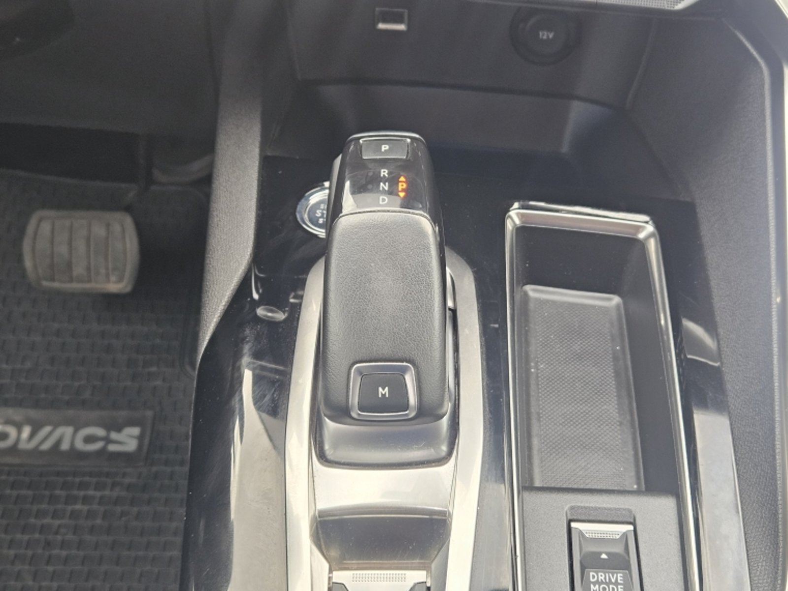 Peugeot 3008 ALLURE PACK THP 165 AT 1.6 2021 - Imagen 13 de 20