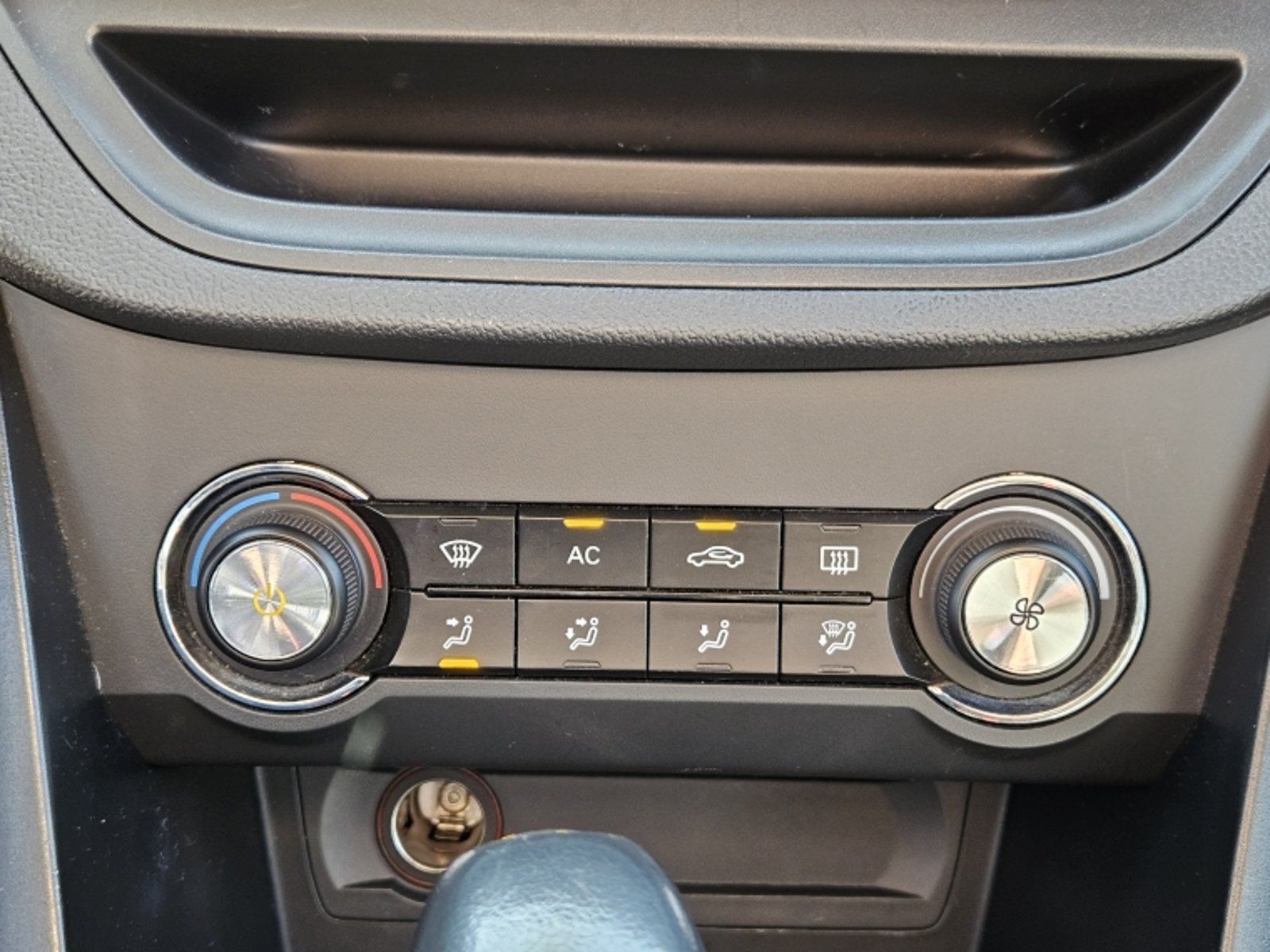 MG 3 1.5  COM  AT 2023 - Imagen 16 de 17