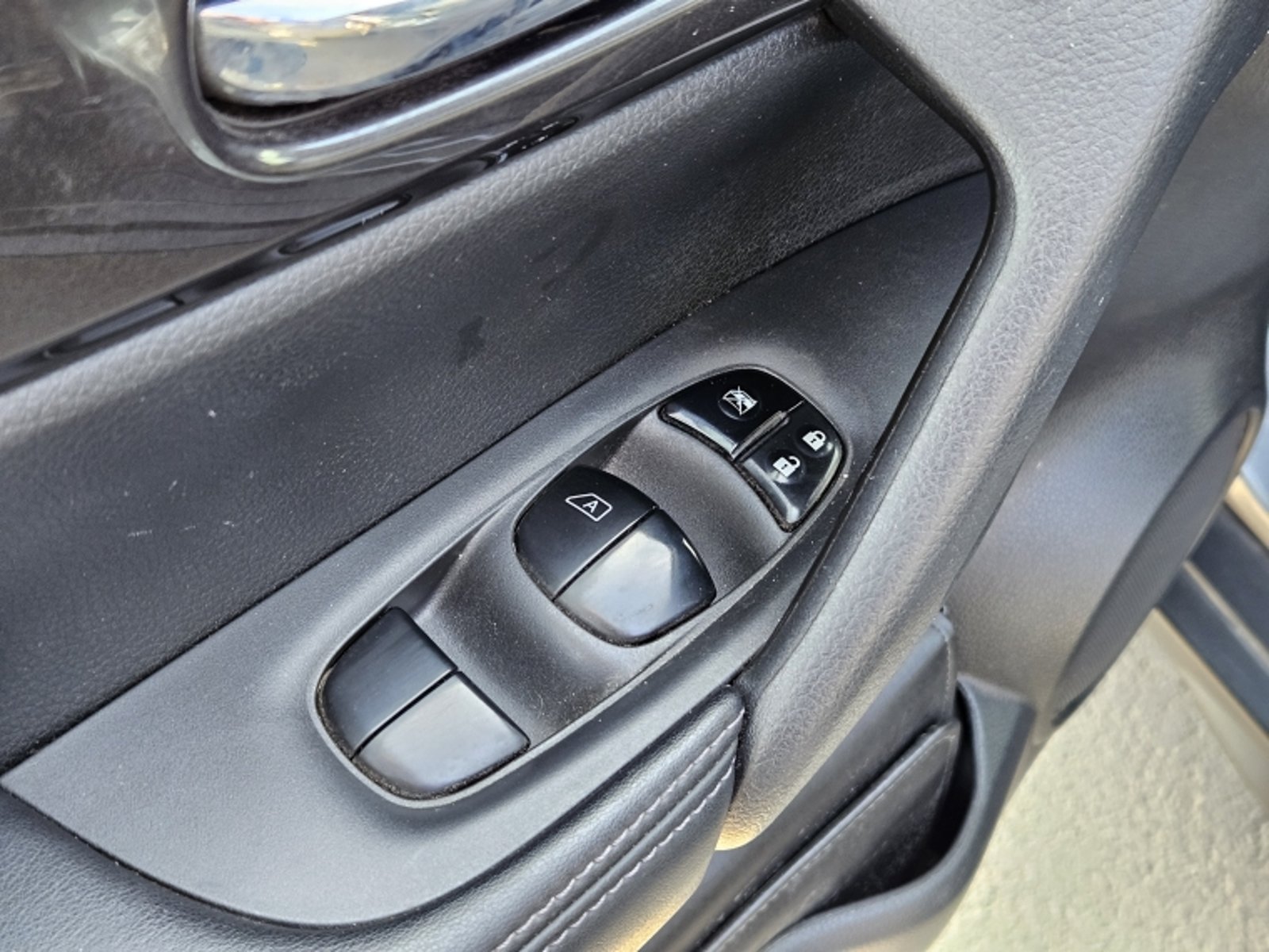 NISSAN X-TRAIL 2.5 SENSE CVT 2F AT 2018 - Imagen 14 de 20