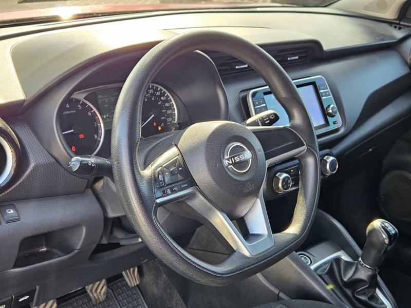 Nissan KICKS 1.6 SENSE MT 2023 - Imagen 16 de 19