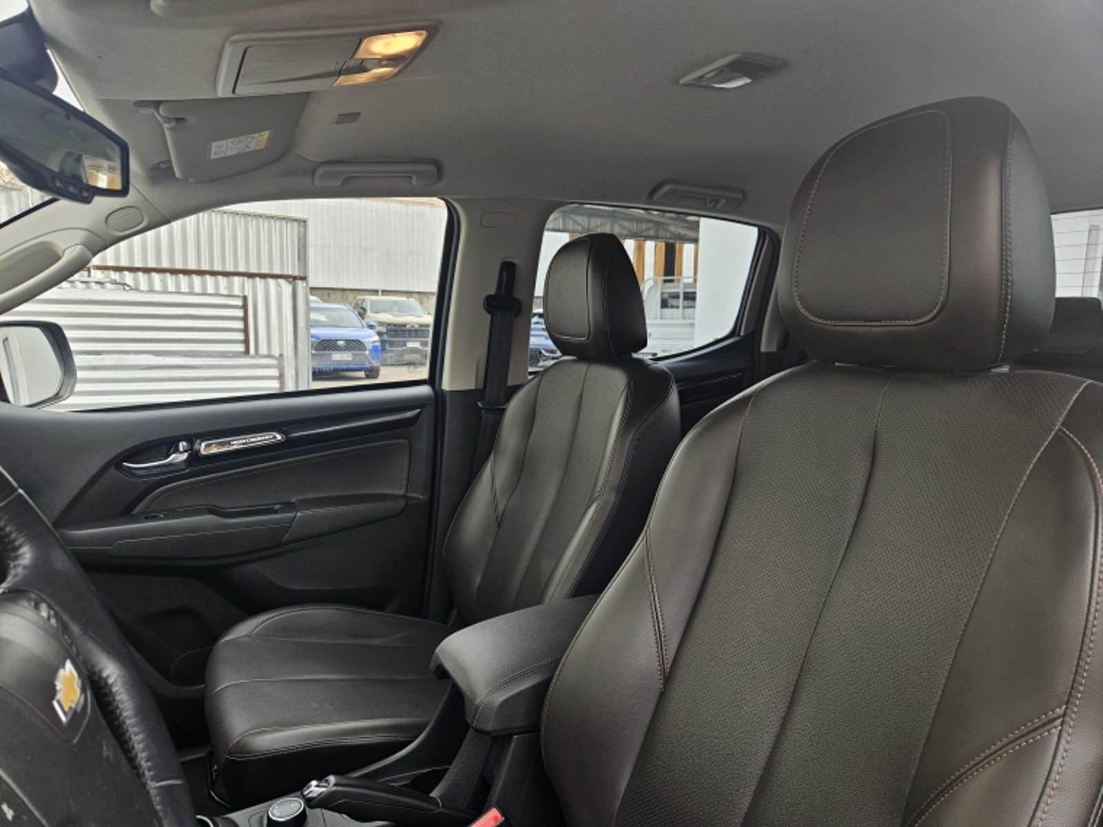CHEVROLET COLORADO 2.8 HIGH COUNTRY AT 4X4 DIESEL 2021 - Imagen 17 de 20