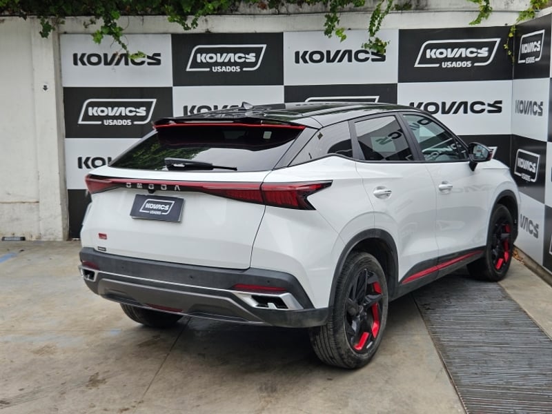 OMODA C5 1.5 T LUXURY AT 2024 - Imagen 16 de 18