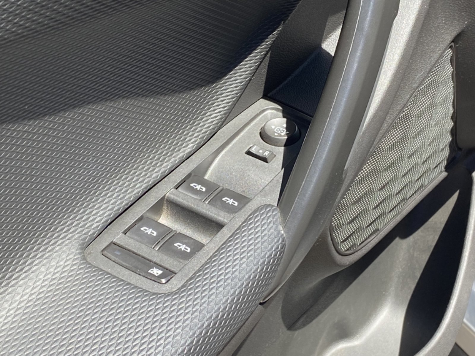 CHEVROLET TRACKER 1.2 LTZ MT 2023 - Imagen 9 de 20
