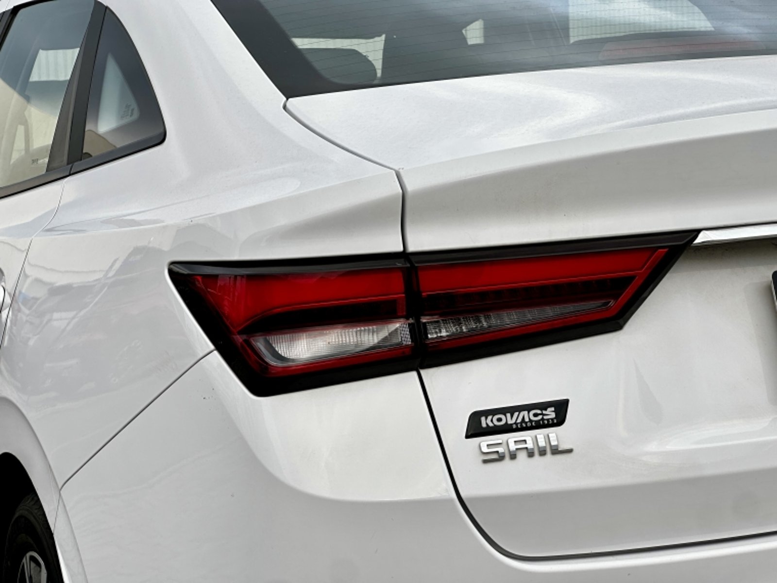 CHEVROLET SAIL 1.5 AT 2024 - Imagen 8 de 18