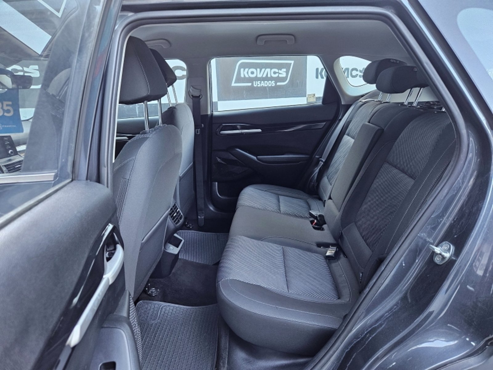 Kia SELTOS 1.5L  EX  6 MT 2025 - Imagen 8 de 19