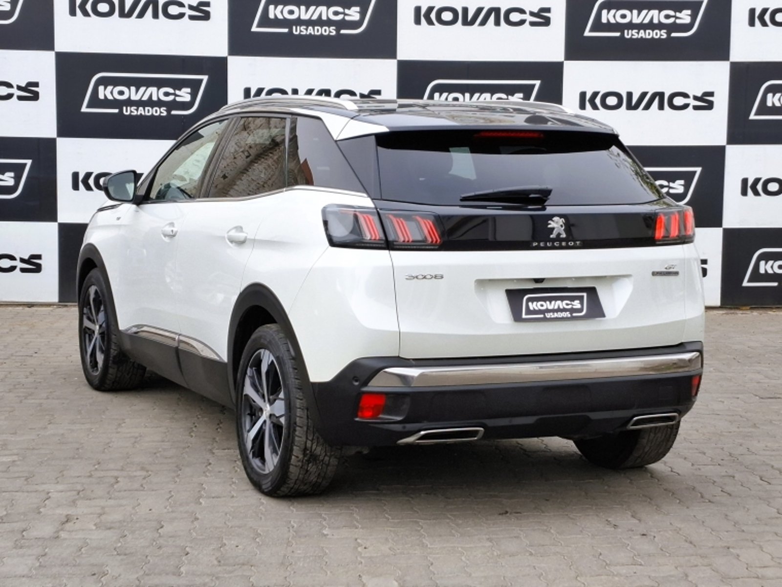Peugeot 3008 GT BLACK PACK BLUEHDI 130 EAT8 2023 - Foto 4 de 20