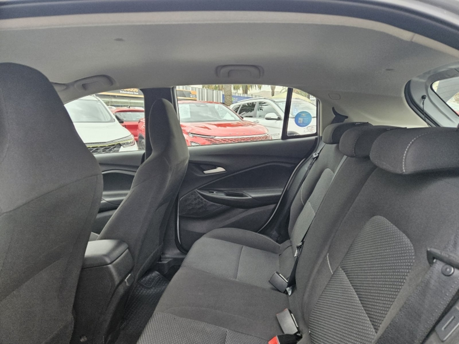 CHEVROLET ONIX LTZ 1.0T MT 2023 - Imagen 8 de 20