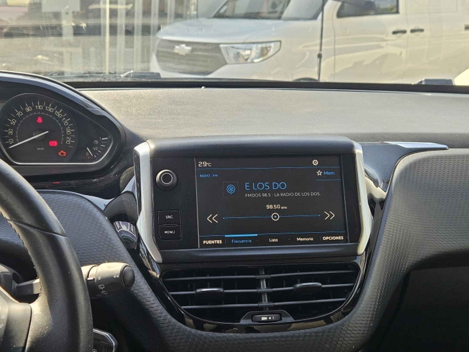 PEUGEOT 208 SIGNATURE 1.2 PURETECH MT 2019 - Imagen 10 de 20