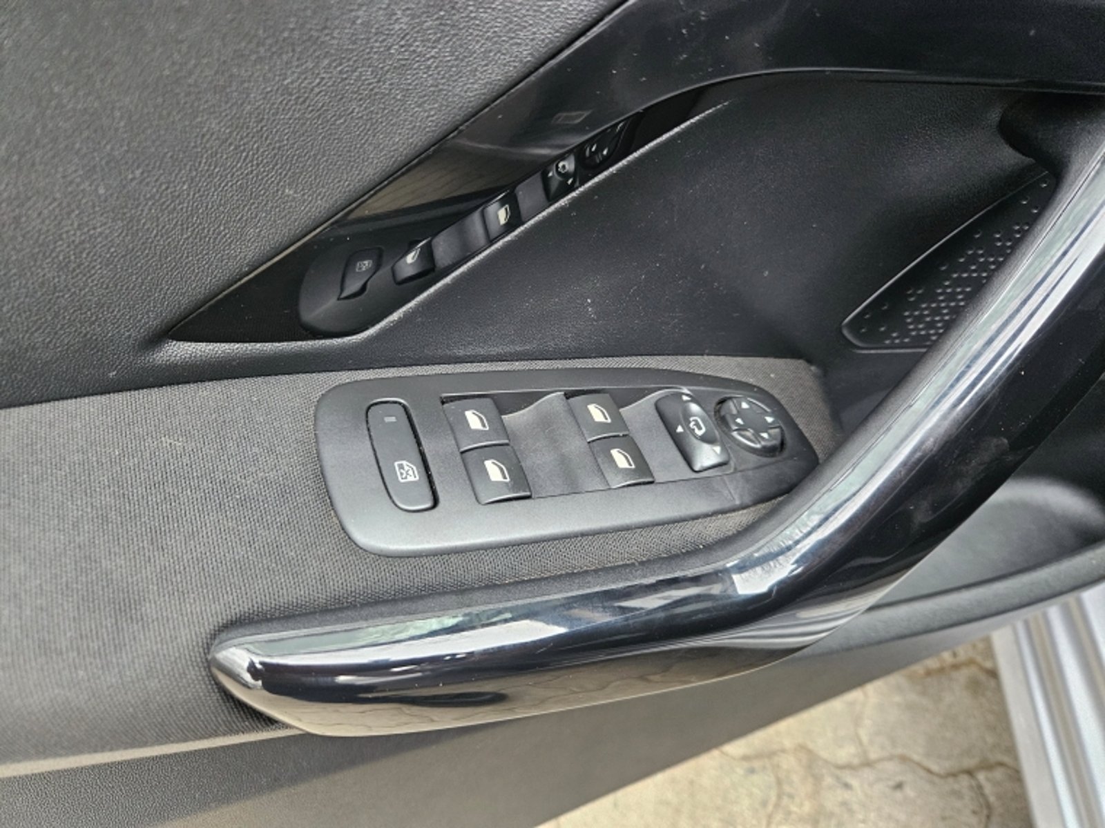 Peugeot 208 1.5 ACTIVE PACK BLUEHDI 100 MT DIESEL 2021 - Imagen 13 de 19