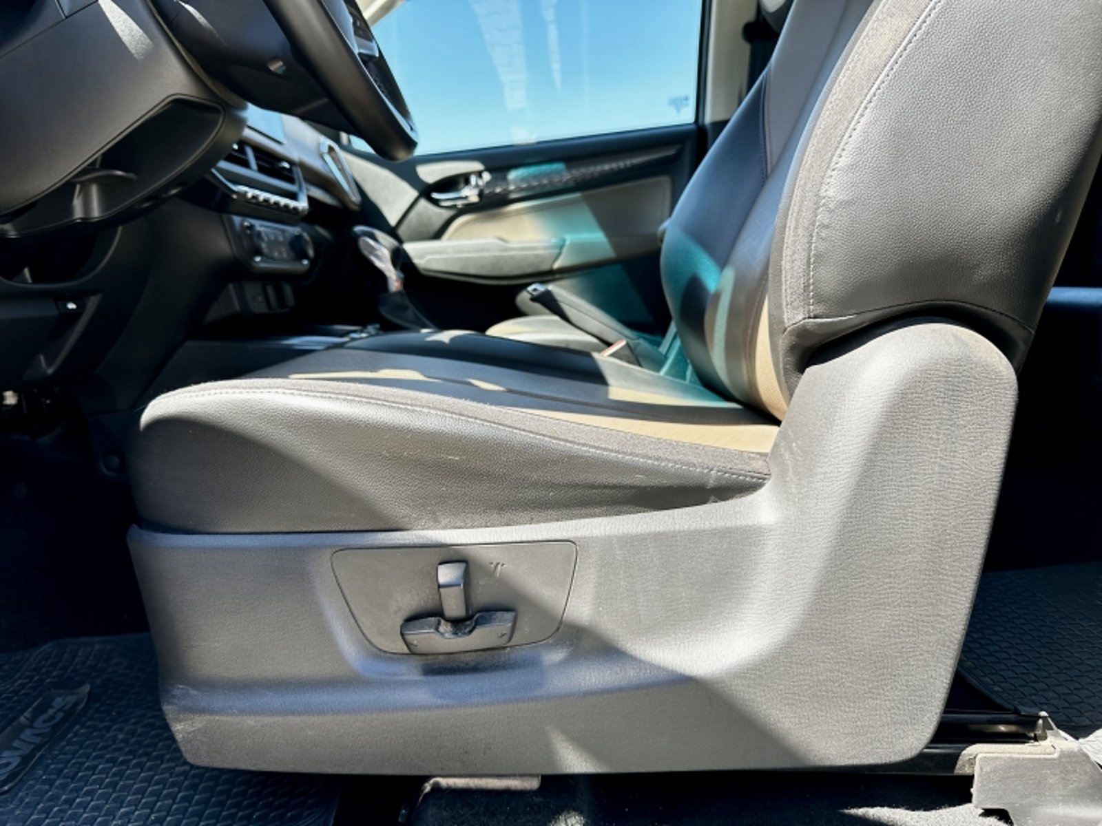 CHEVROLET COLORADO 2.8 TD HC AT 4WD 2024 - Imagen 16 de 20