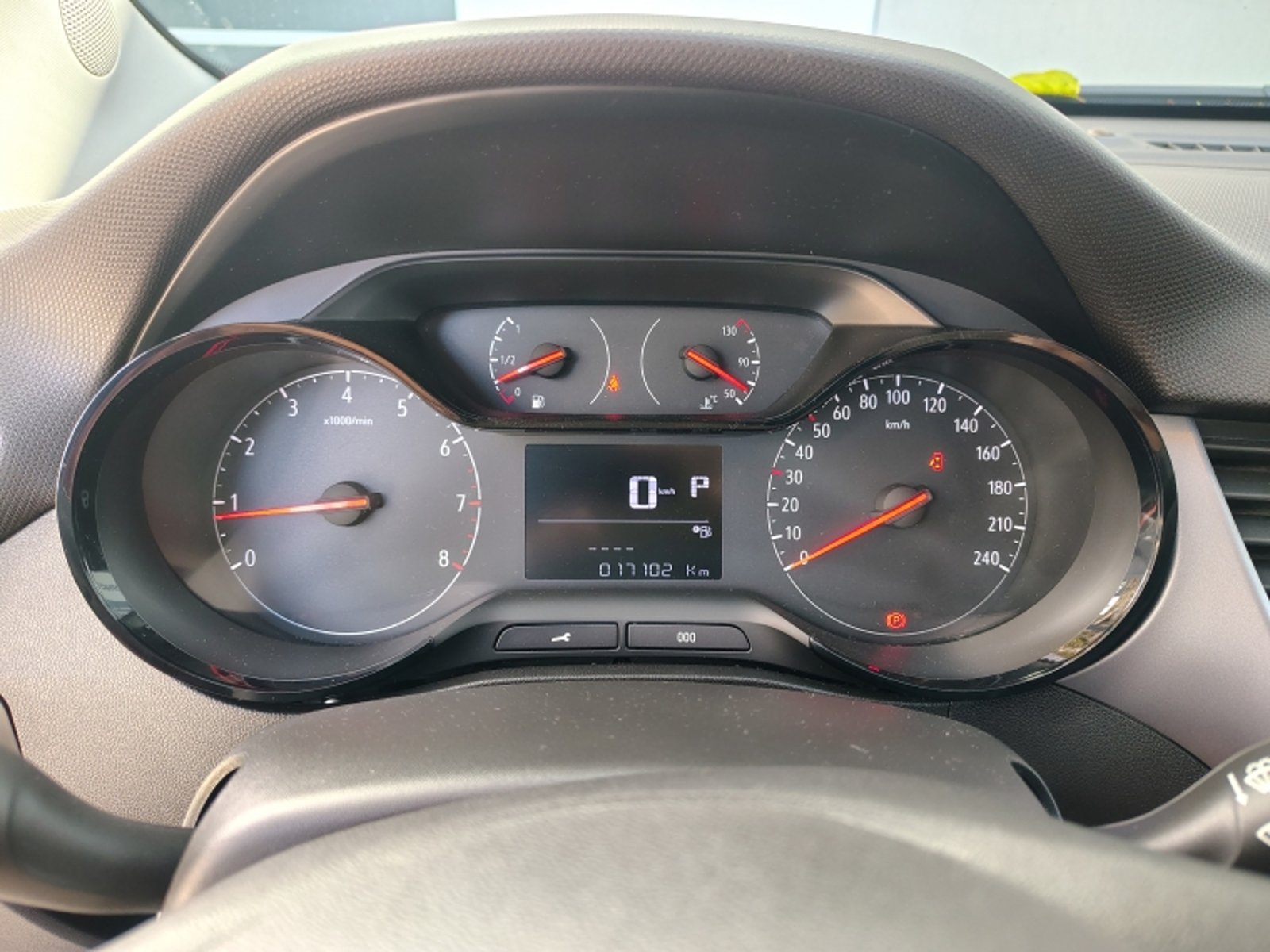 OPEL CROSSLAND 1.2T EDITION AT 2024 - Imagen 16 de 20