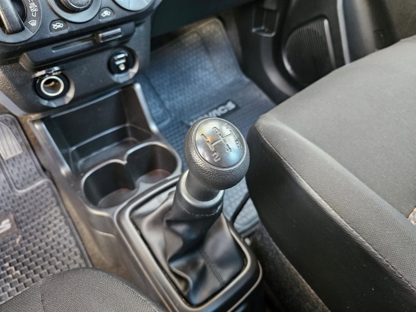 Suzuki S-PRESSO 1.0 GLX AC MT 2021 - Imagen 14 de 17