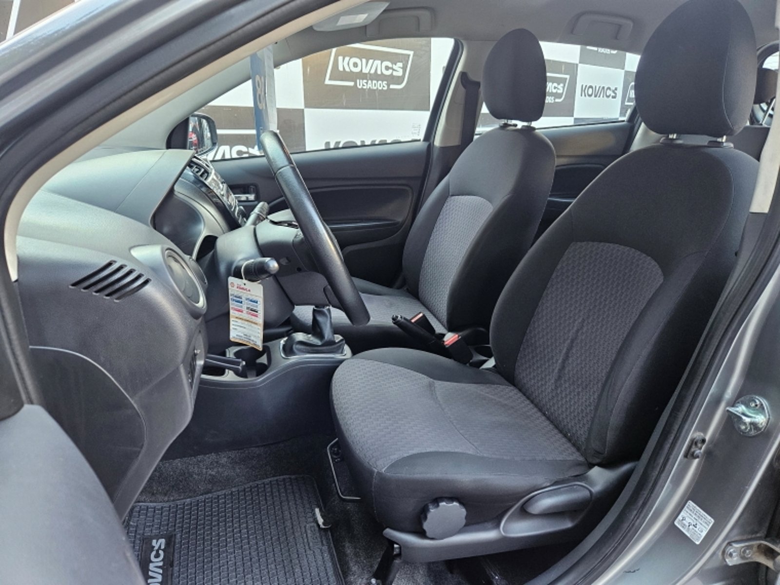 Mitsubishi MIRAGE 1.2  GLS MT 2018 - Imagen 17 de 17