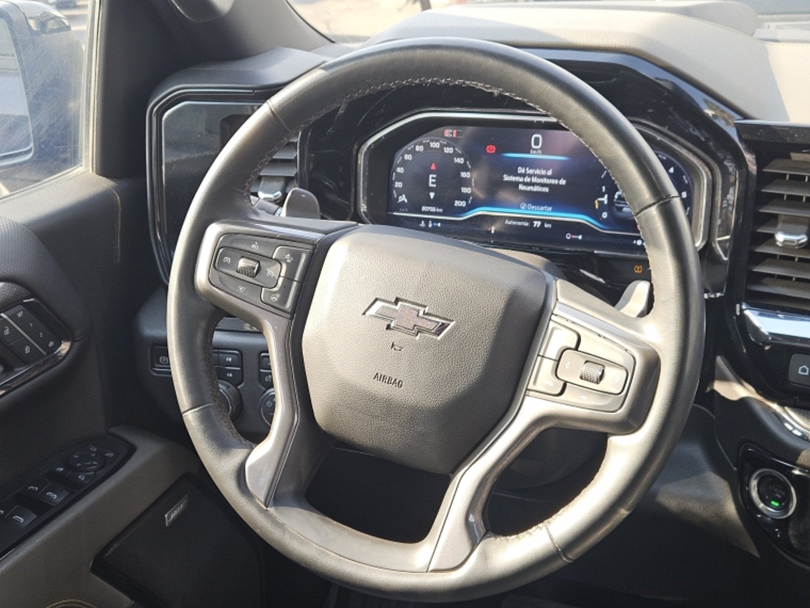 Chevrolet SILVERADO ZR2 6.2 AUT 2025 - Imagen 13 de 20