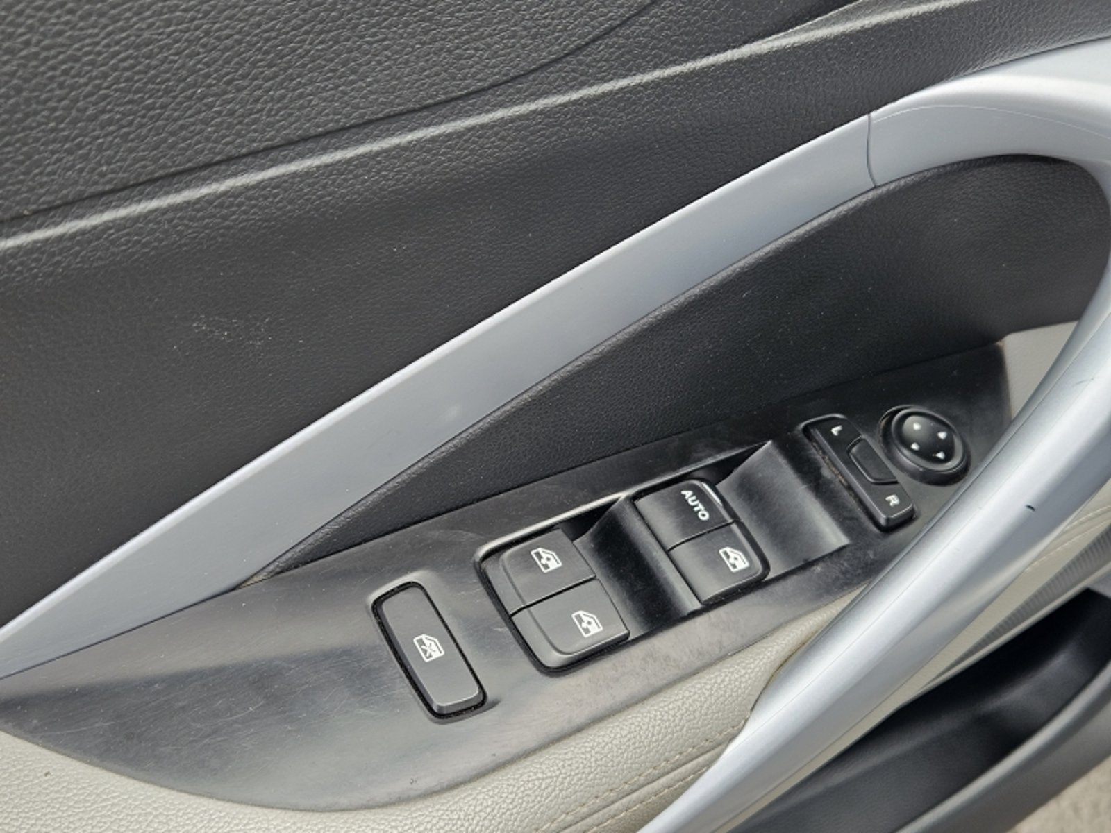 Chevrolet GROOVE 1.5 LTZ MT 2022 - Imagen 18 de 20