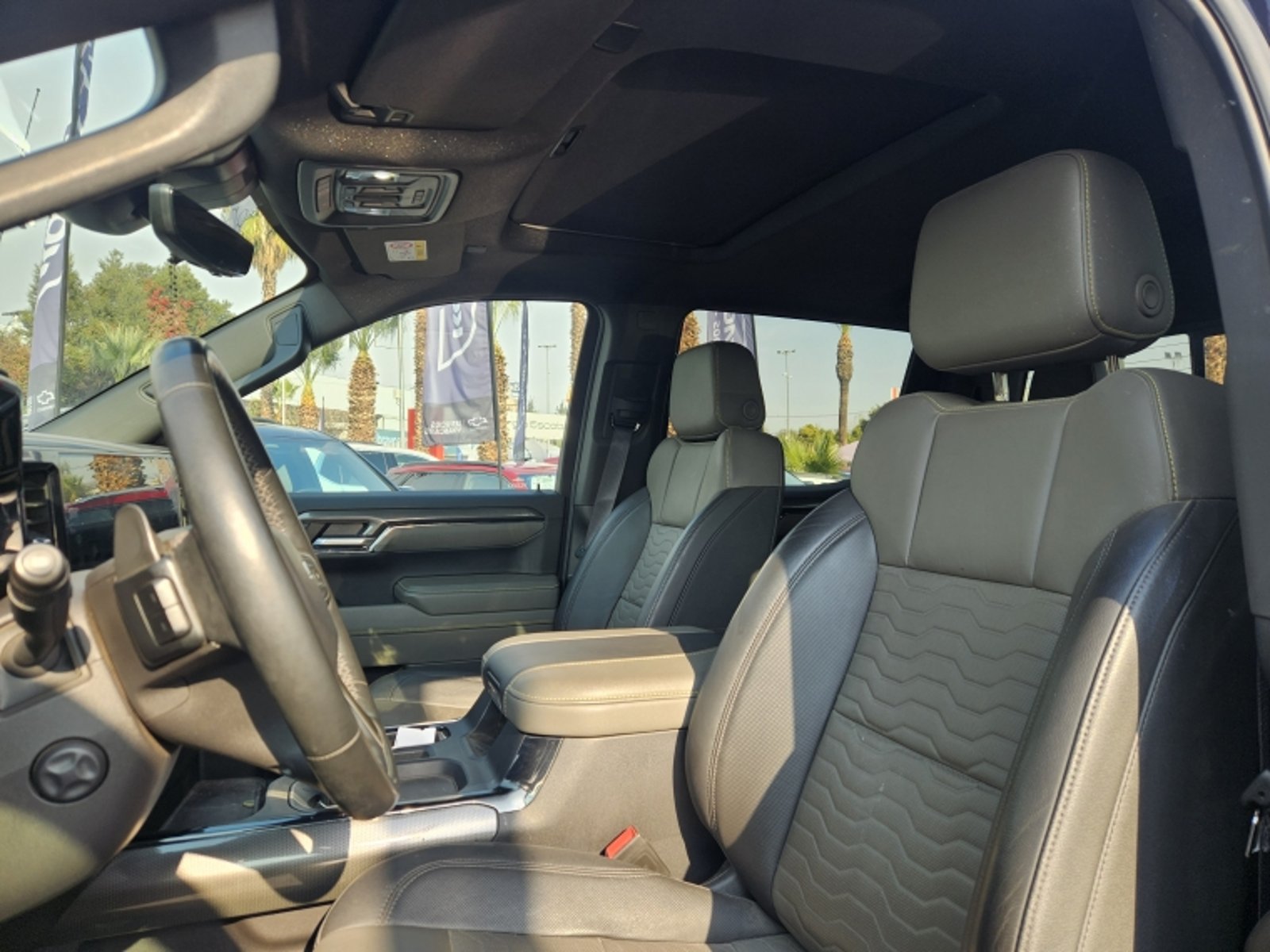 Chevrolet SILVERADO ZR2 6.2 AUT 2025 - Imagen 16 de 20