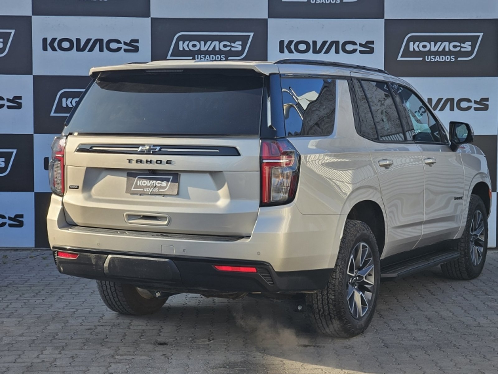 CHEVROLET TAHOE 5.3 Z71 AT 4X4 2024 - Imagen 4 de 20