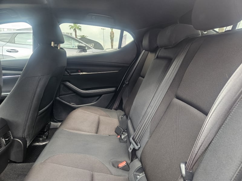 Mazda 3 2.0 SPORT CORE AT 2024 - Imagen 8 de 20
