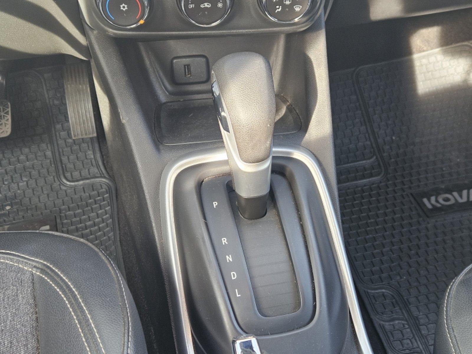 CHEVROLET TRACKER 1.2T LTZ AT 2024 - Imagen 13 de 20