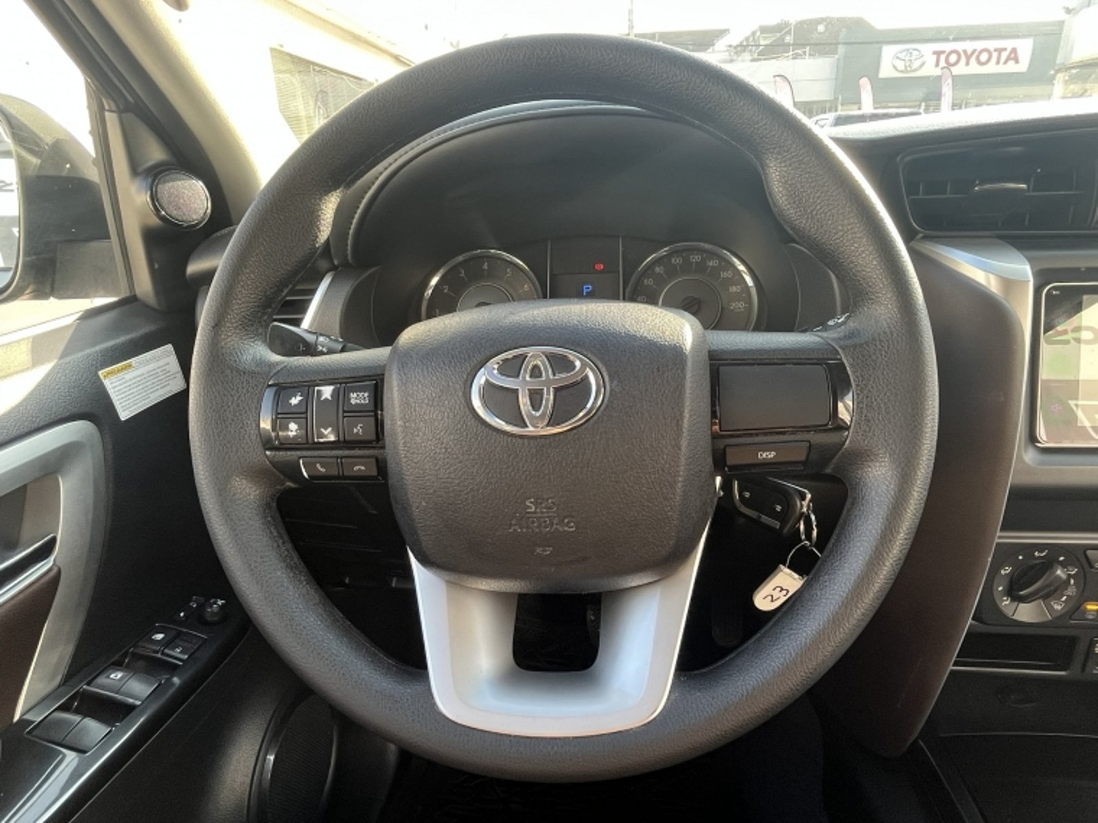 TOYOTA FORTUNER SR5 LFC0 AT 2018 - Imagen 16 de 20